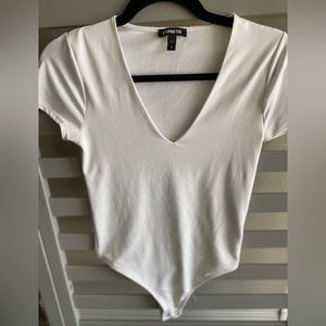 Express V-Neck Short Sleeve Bodysuit